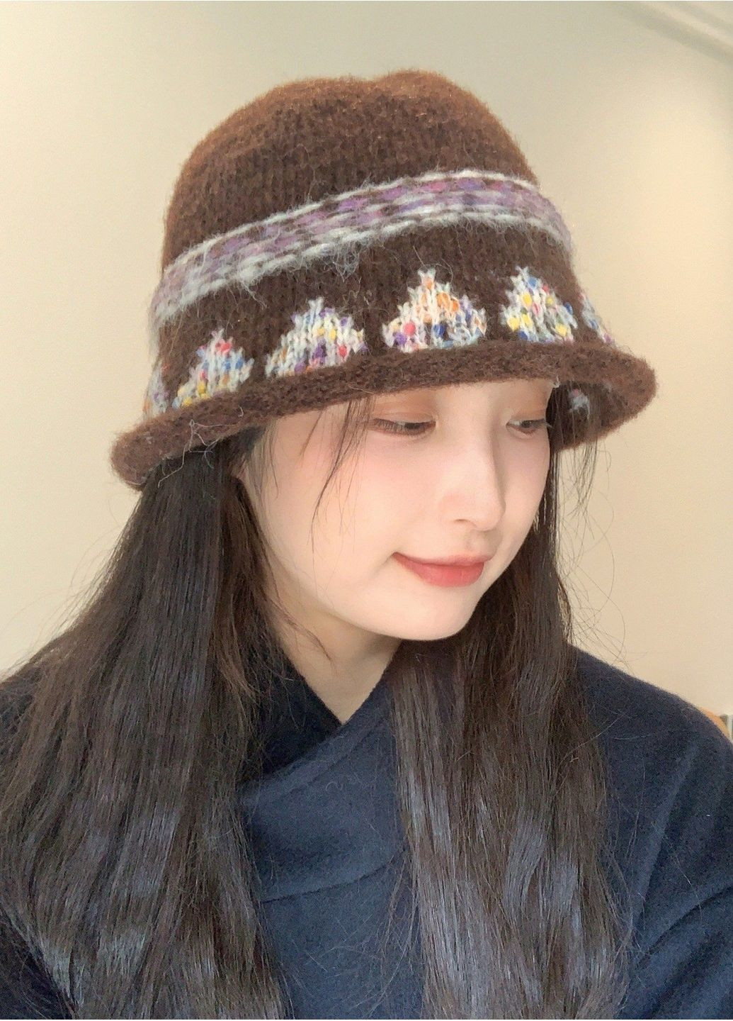 Жіночий Зимовий Капелюх В'язаний Теплий Стильний Головний Убір для Жінок з Ретро Орнаментом Шапка на Зиму 2025 No Brand в'язана шапка панама (367727363)