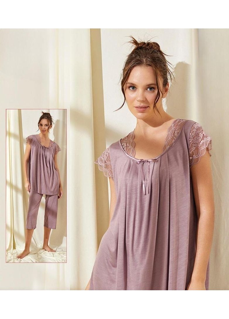 Коричнева всесезон жіноча домашня піжама "belle nuit" майка + капрі Leyla