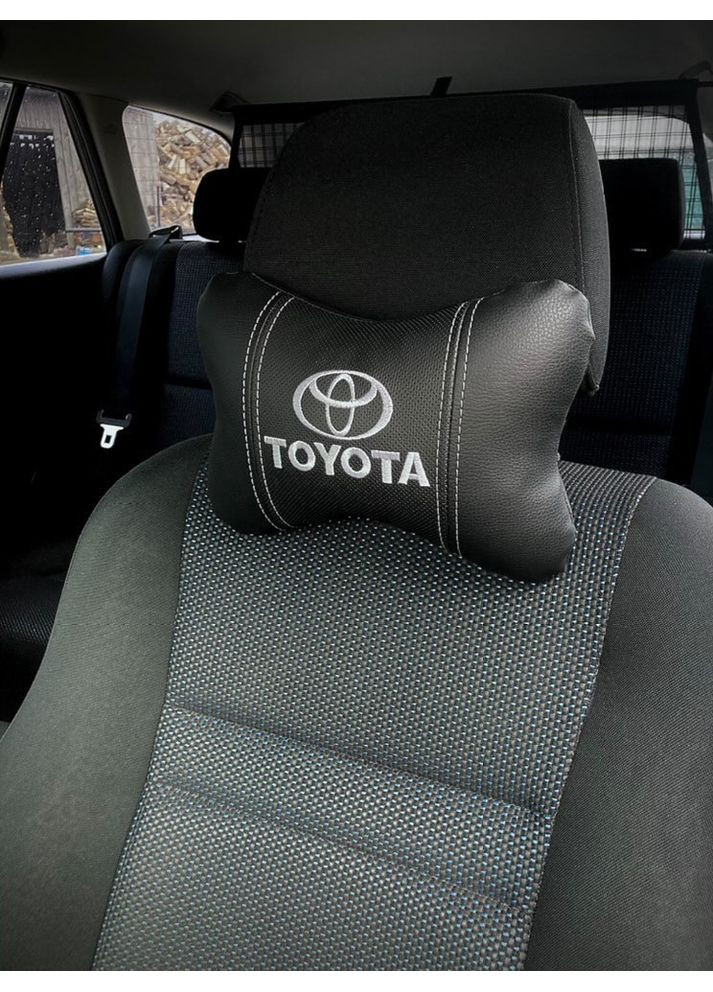 Подушка на підголівник метелик в авто Тойота біла вишивка — 081 Toyota (365728862)