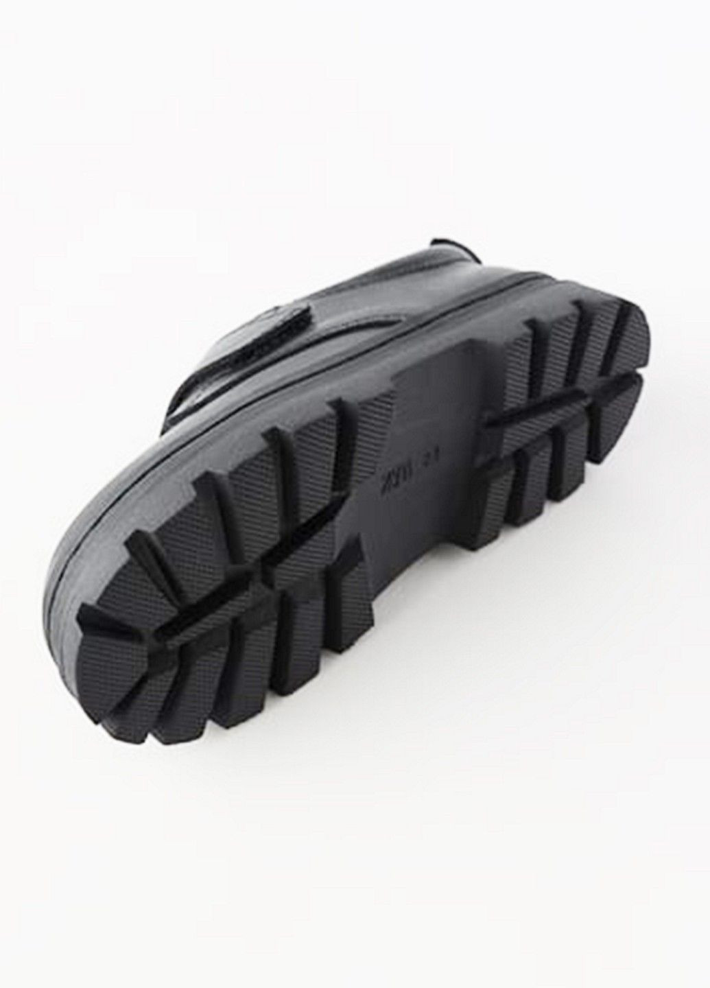 Черные туфли Zara