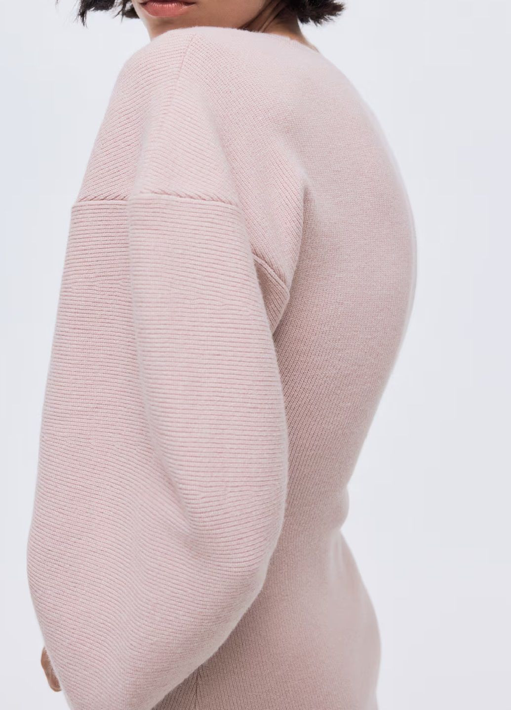 Светло-розовое кэжуал платье H&M однотонное