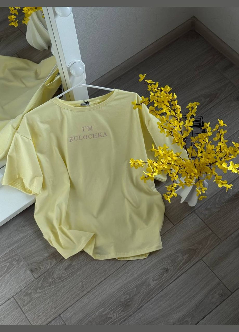 Базовая футболка с интересной надписью Adelante - (335379316)