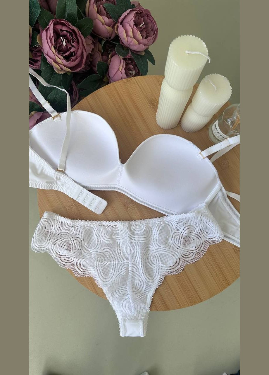 Белый комплект нижнего белья Mandhari
