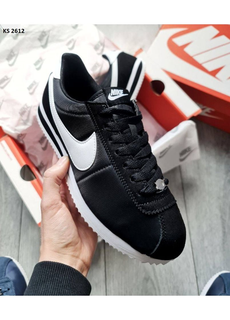 Черные демисезонные кроссовки мужские nike cortez black найк кортез No Brand