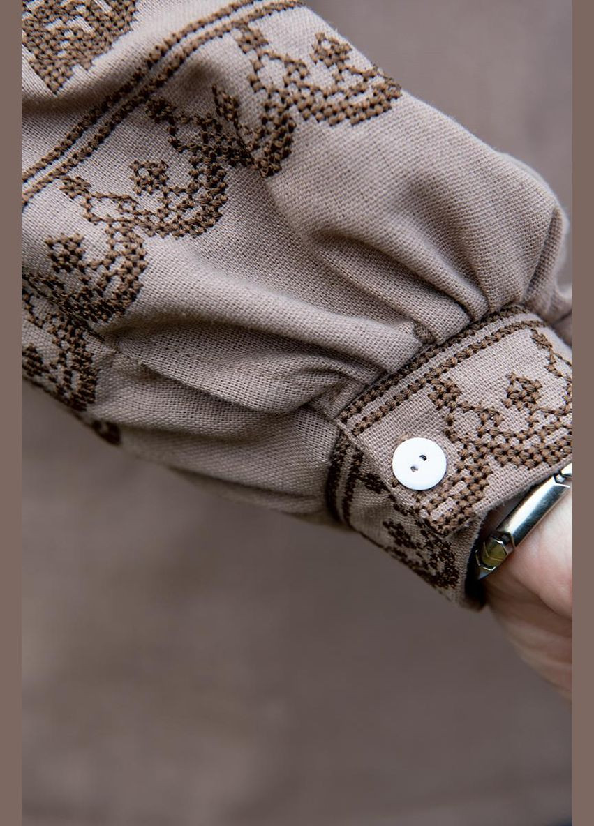 Кофейная женская кофейная льняная вышиванка с вышивкой узор орнамент приталенная, свободная, прямой лен (325451637)