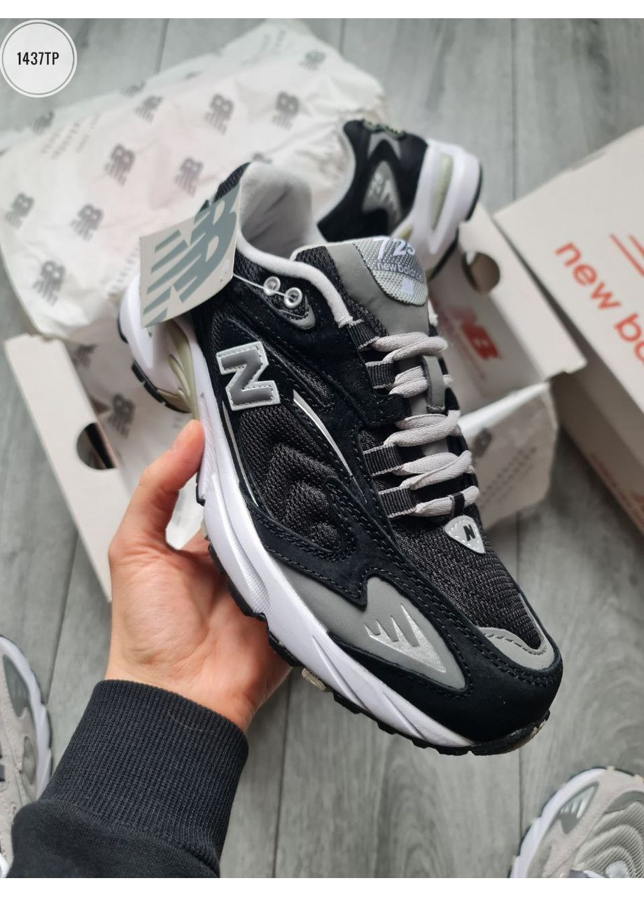Черные демисезонные кроссовки мужские new balance 725 black / white нью беланс 725 No Brand