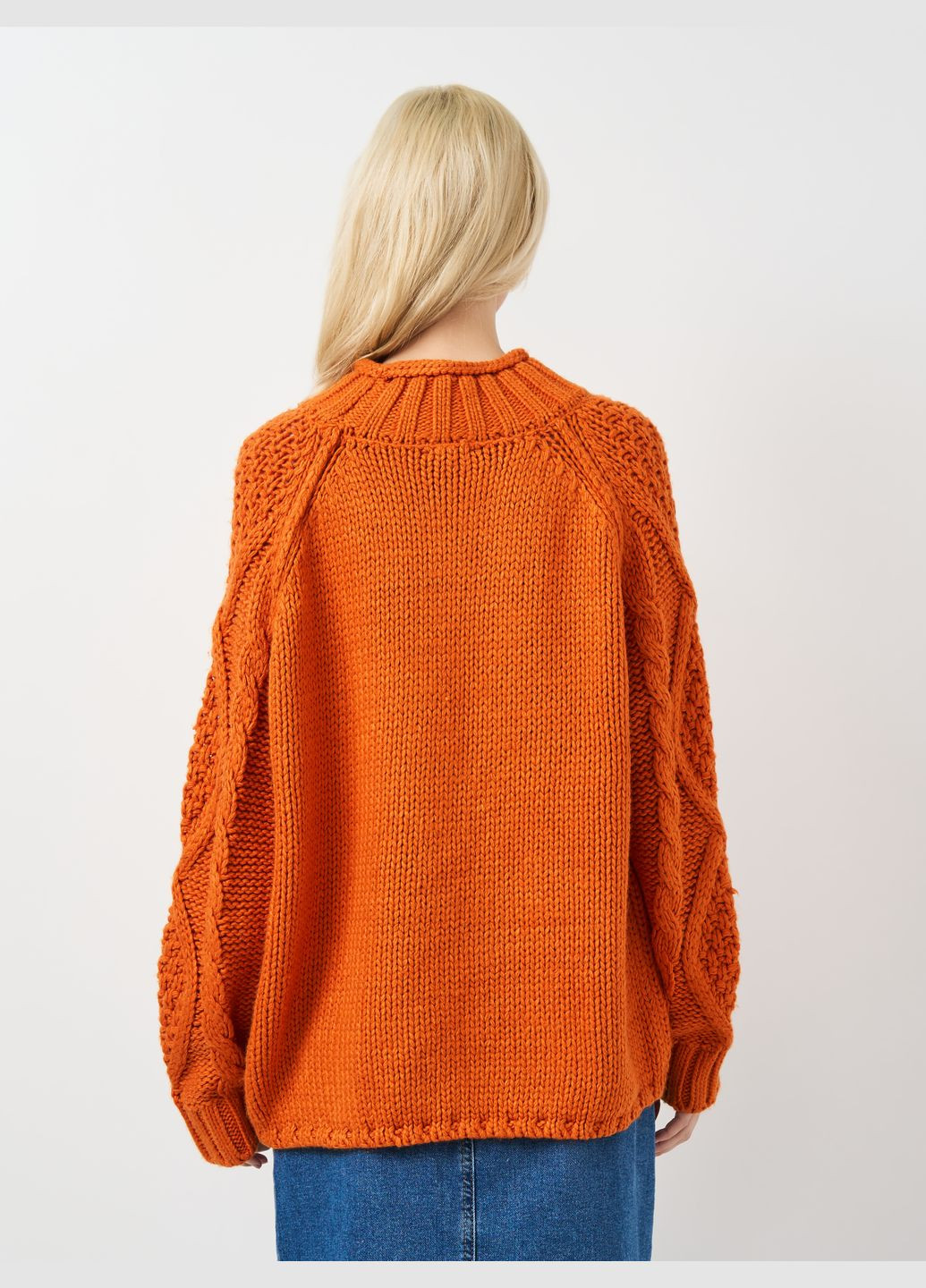 Оранжевый зимний свитер C&A