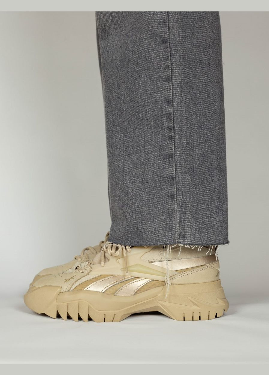 Жіночі кросівки Cardi B Club C V2 Beige Gw6697 Reebok бежеві демісезони (314962594)