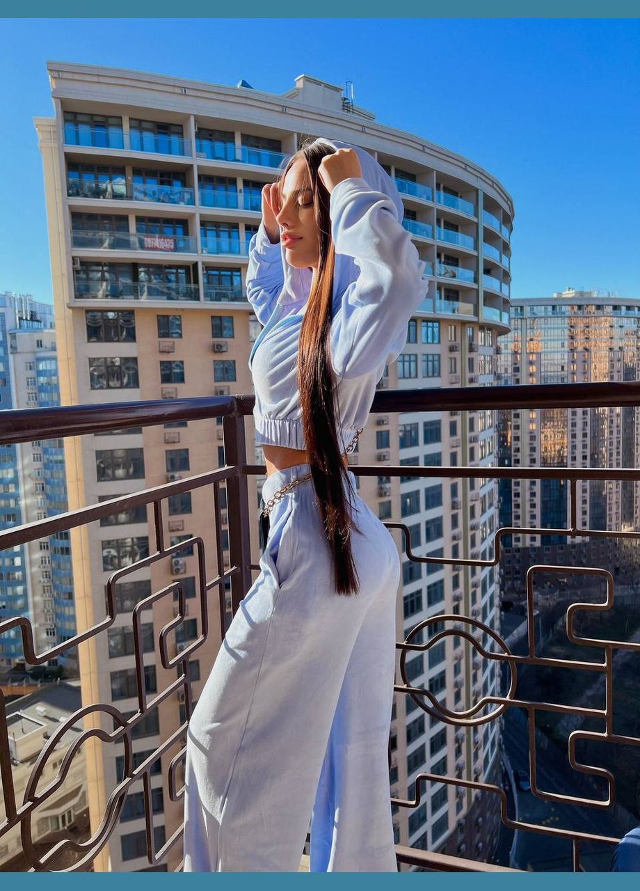 Велюровый женский костюм на молнии голубого цвета 31226 No Brand (323642409)