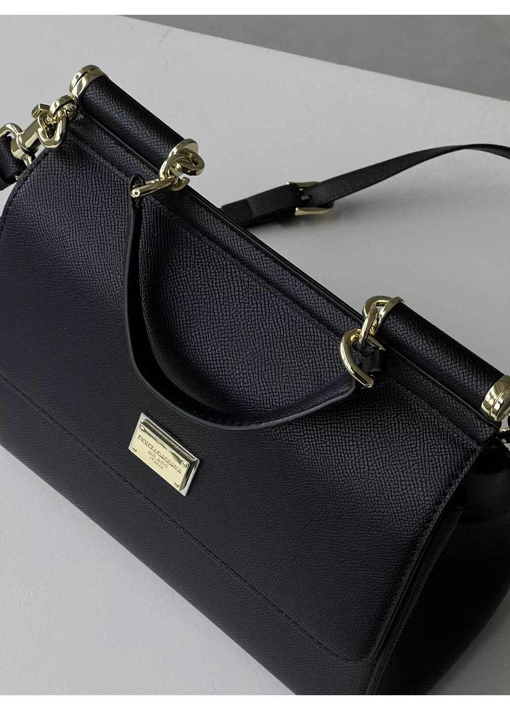 Жіноча сумка Dolce&Gabbana Sicily чорна 26см No Brand Крос-боді (372152287)