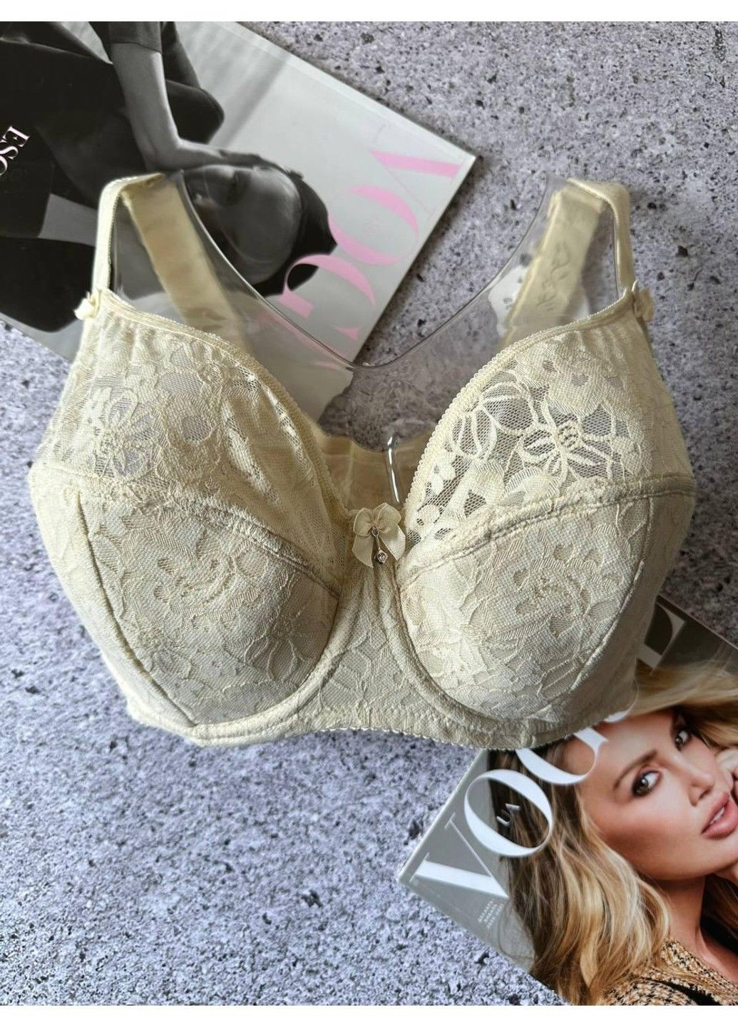 Бежевый бюстгальтер на косточках бежевый Finikin