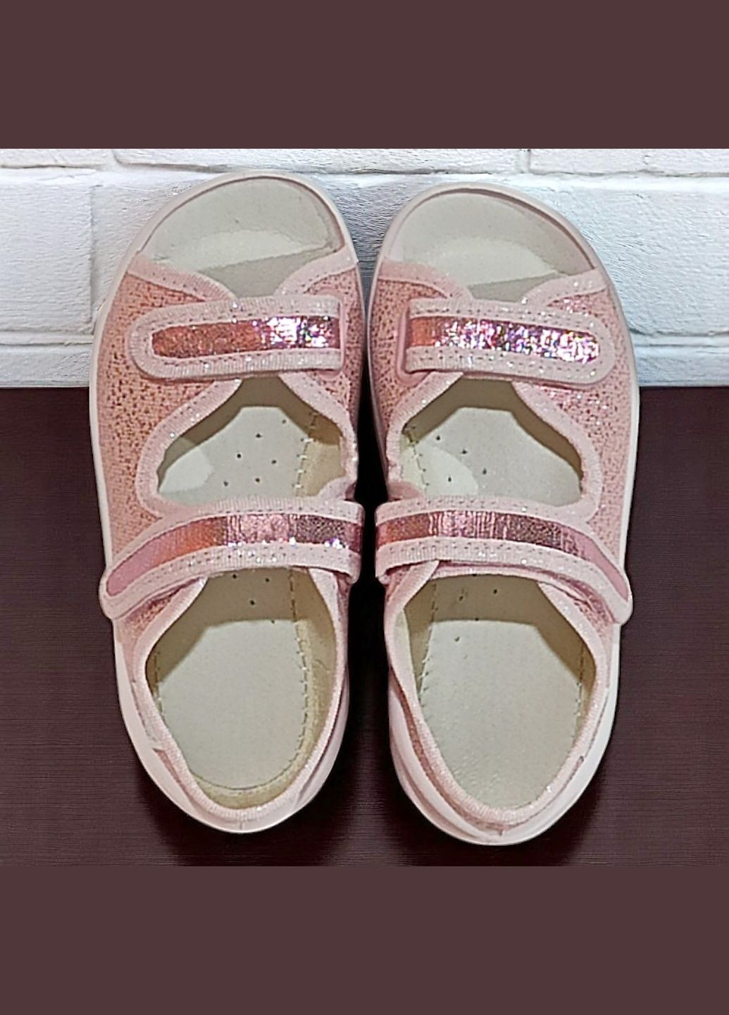 Розовые ортопедические открытые тапочки текстильные босоножки на липучках валди Waldi