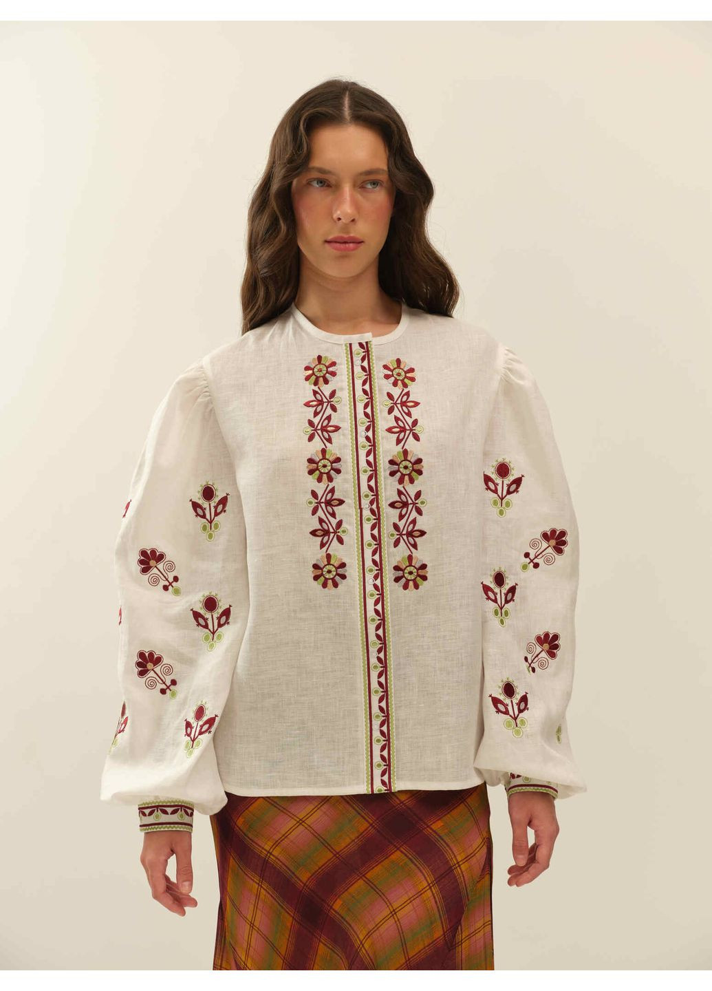 Біла авторська жіноча вишита сорочка квітка MOTYV візерунок квітковий льон (364551878)