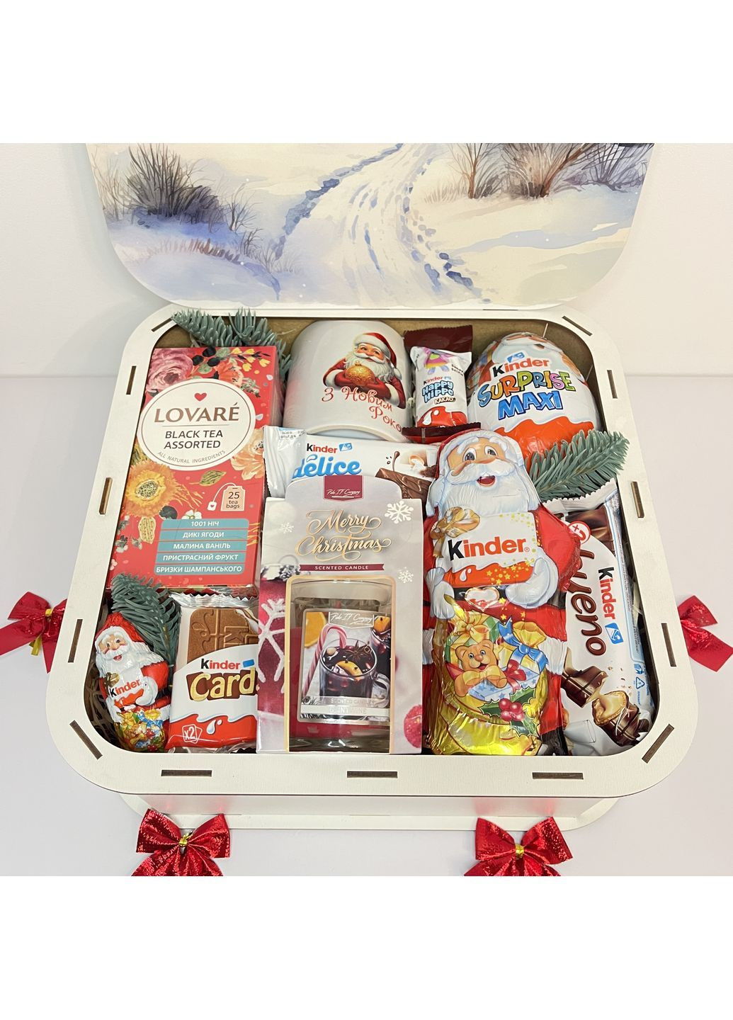 Новогодний подарочный бокс в деревянной коробке в виде квадрата с чашкой, чаем и сладостями No Brand (371813246)