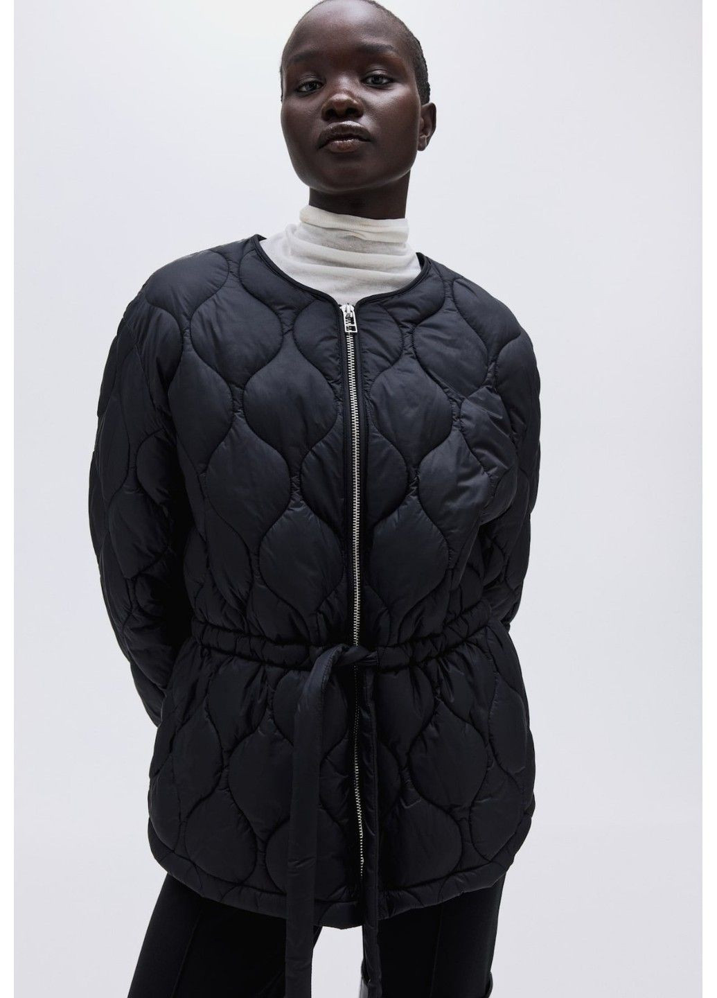 Черная демисезонная женская стеганная куртка н&м (58550) xs черная H&M