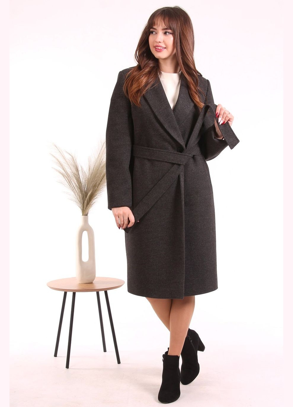 Графітове демісезонне Пальто жіноча 009 діагональ костюмна тканина графітовий Актуаль