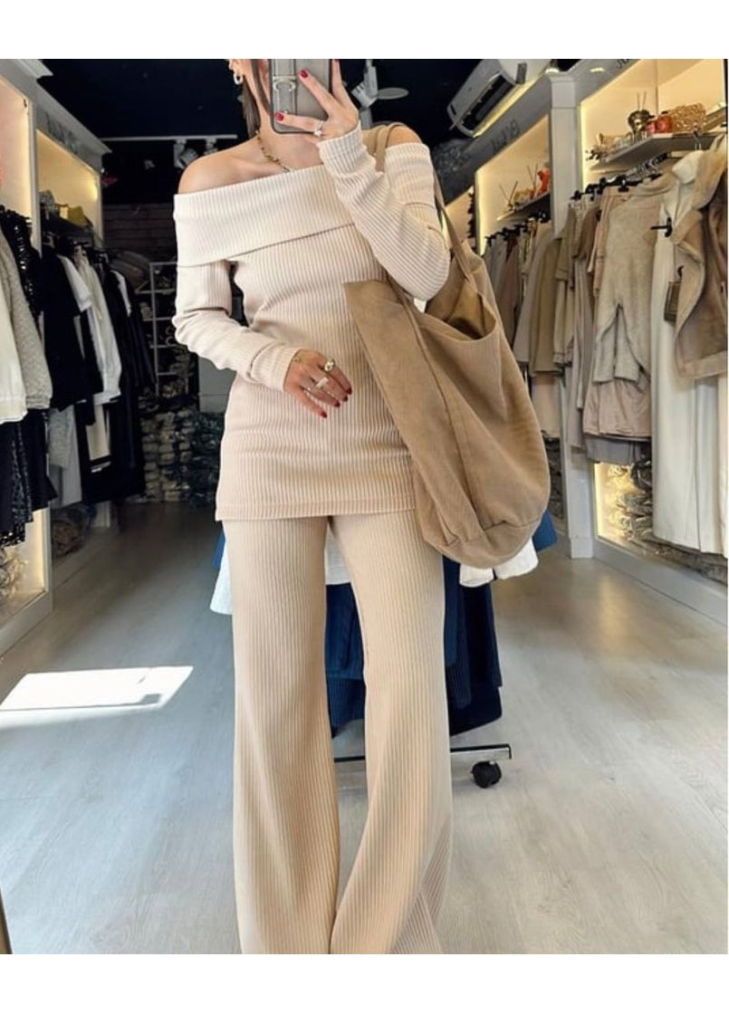 Жіночій трендовий костюм двійка тканина Рубчик гарно тягнеться No Brand (361230087)