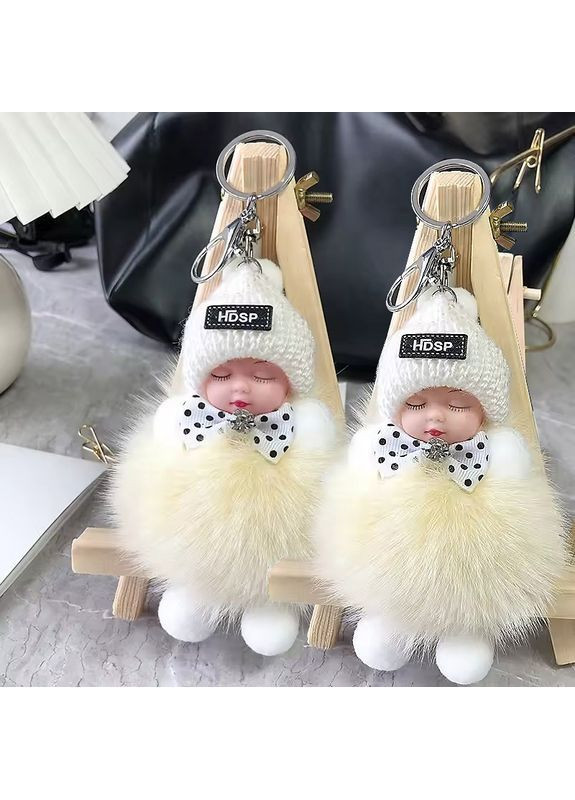 Брелок-підвіска Модниця 2шт WHITE No Brand (365452966)