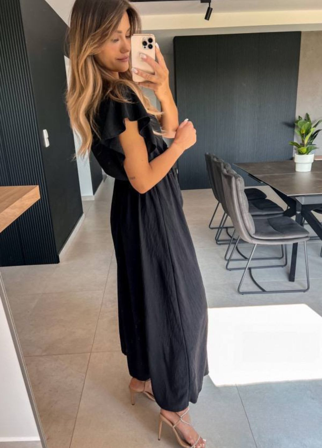 Чорна повсякденний максі-сукня з ефектом запаху-обманки а-силует Україна однотонна