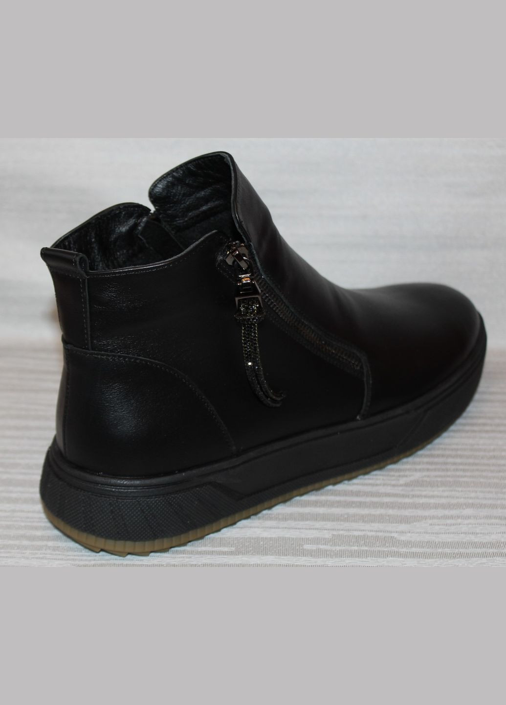 Осенние ботинки большого размера женские Tango