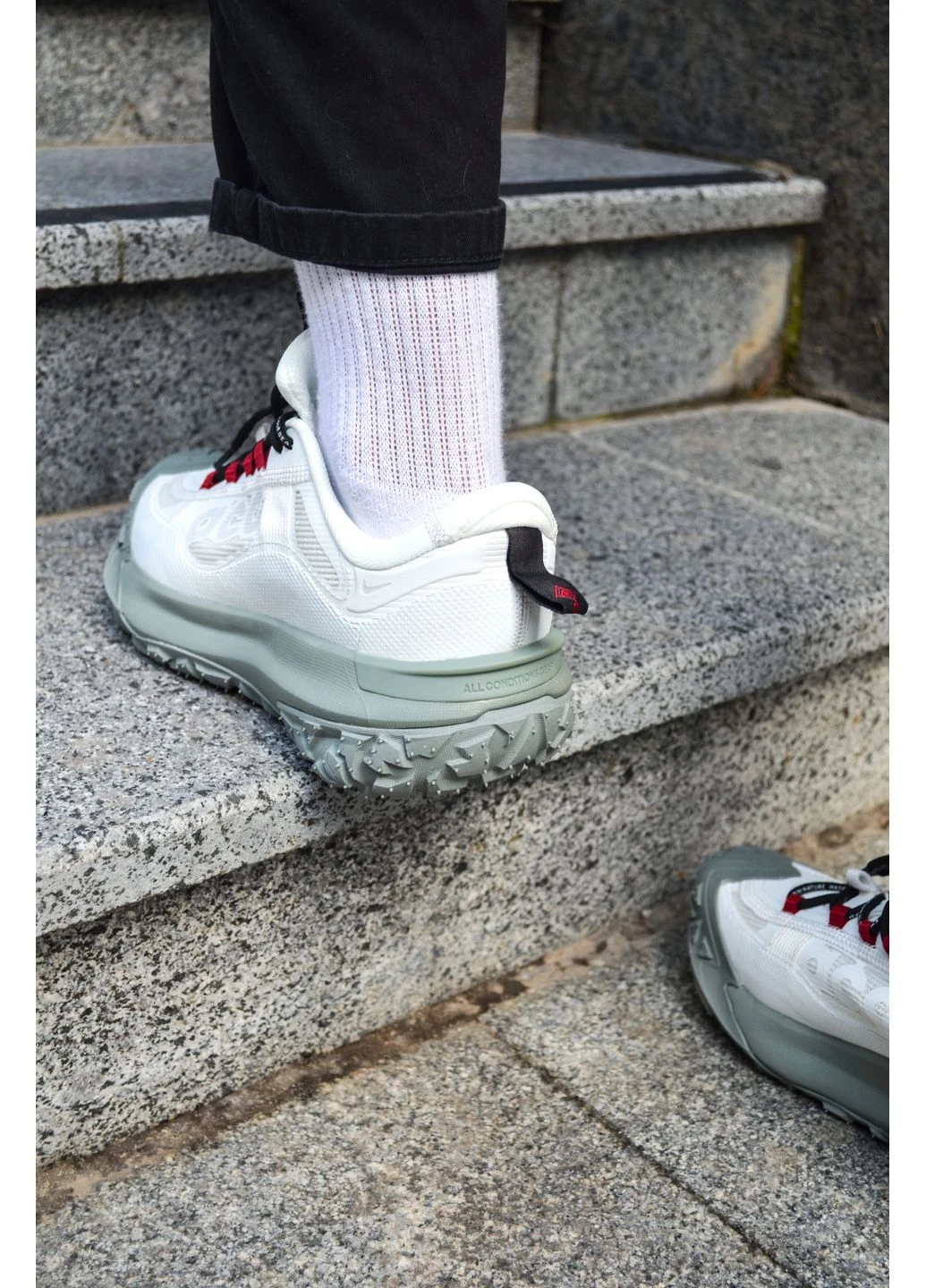 Белые летние кроссовки adidas yeezy boost 350 v2 yellow linen адидас изи буст No Brand