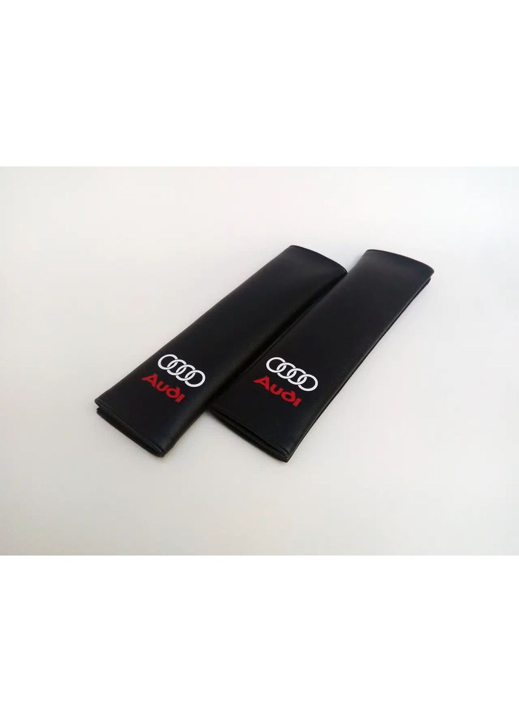 Накладки на ремінь безпеки AUDI чорний No Brand (361259172)