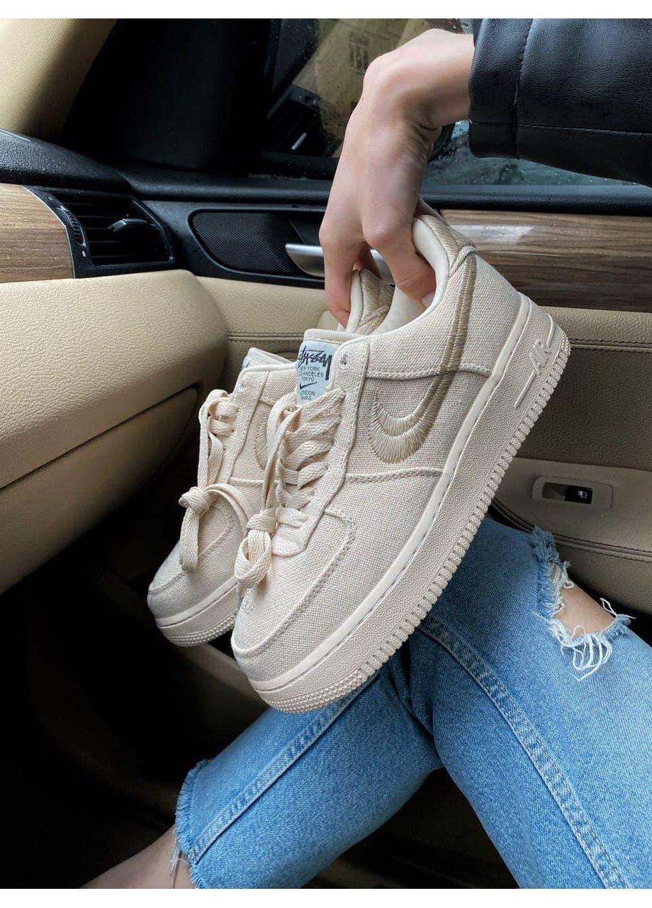 Бежевые демисезонные кроссовки мужские nike air force 1 fossil stussy найк аир форс 1 премиум No Brand