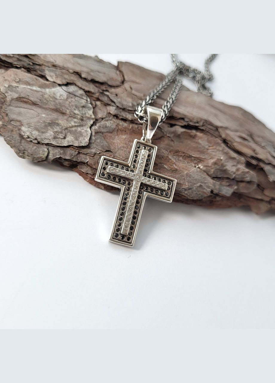 Серебряный крест прямой с черными и белыми камнями серебро 925 пробы черненное 3322 6.45г No Brand (306741211)