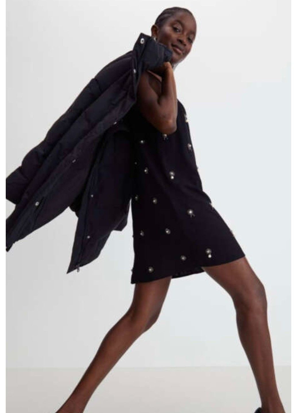 Черное коктейльное женское платье-слеп с аппликациями н&м (57036) xs черная H&M