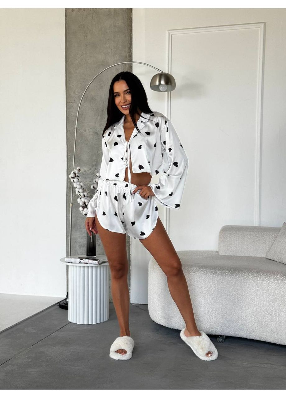Белая шелковая женская пижама Osoblyva