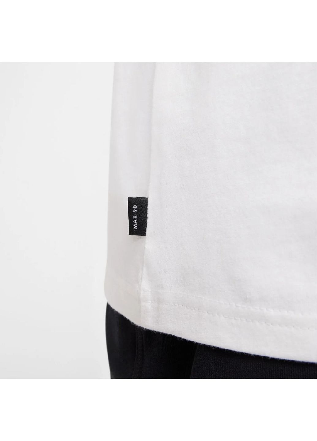 Біла чоловіча u nsw tee m90 snkr patch pkt hj0574-100 з коротким рукавом Nike футболка