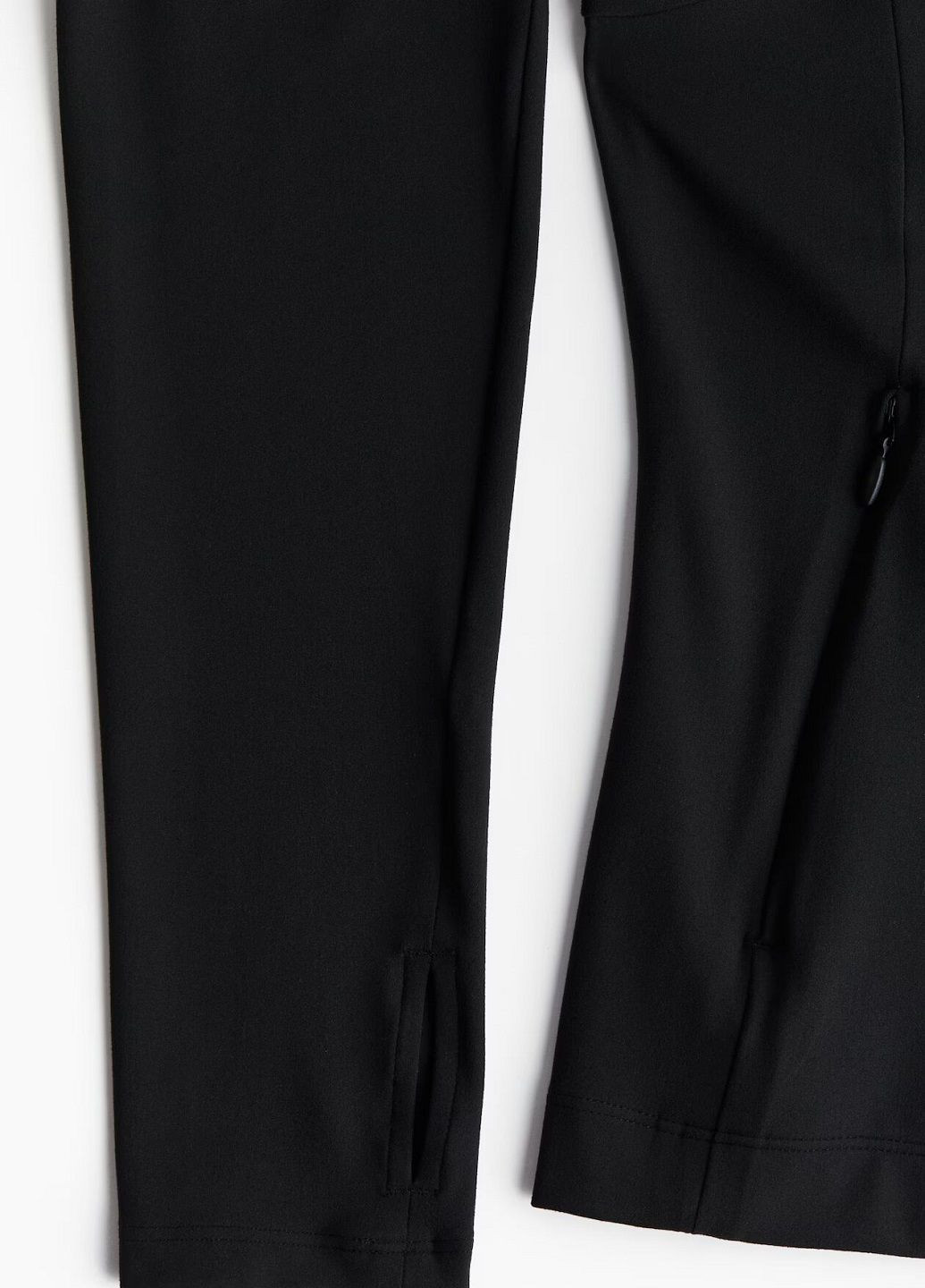 Черная демисезонная куртка H&M