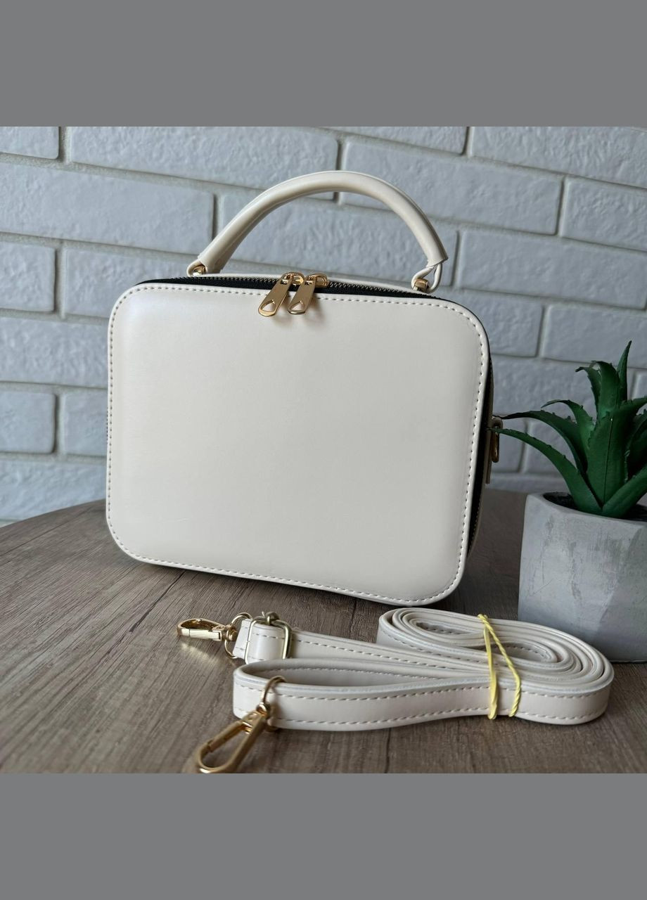 Стильная женская мини сумочка через плечо каркасная Молочный No Brand (298996770)