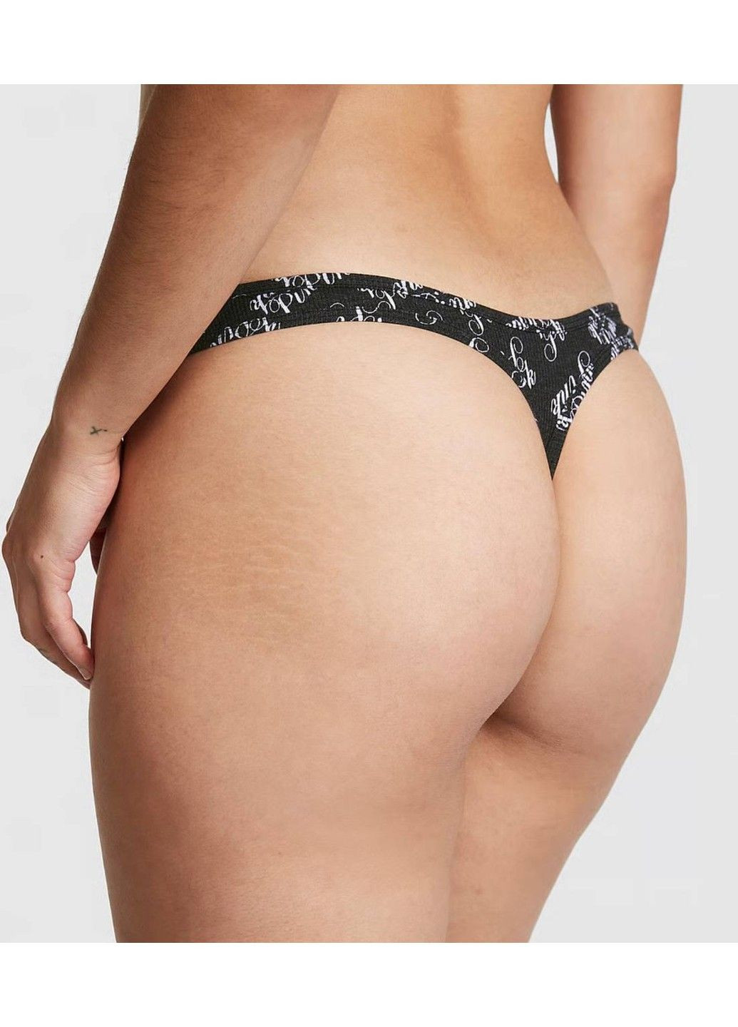 Трусики-стринги женские PINK черные XS Victoria's Secret (316659267)