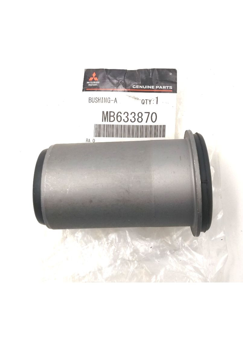 Сайлентблок заднего нижнего рычага, оригинал OEM MB633870 Митсубиси L200, Паджеро, Паджеро Спорт 1990-2015 Mitsubishi (345740946)