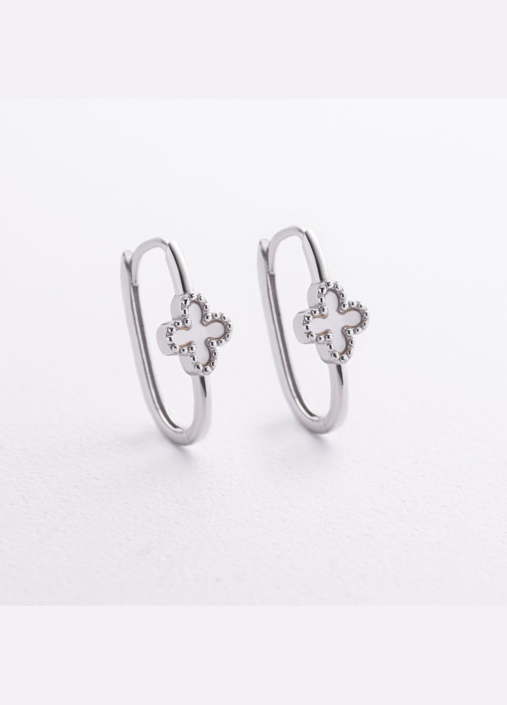 Сережки Конюшина з перламутром (біле золото) с09389 Oniks (332675071)