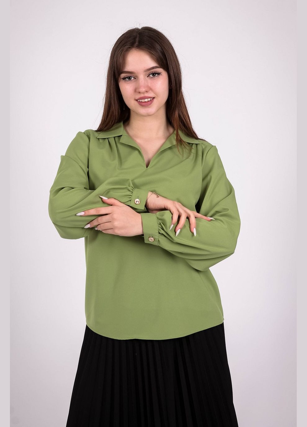 Світло-зелена блузка жіноча 052 однотонний софт яблучна Актуаль