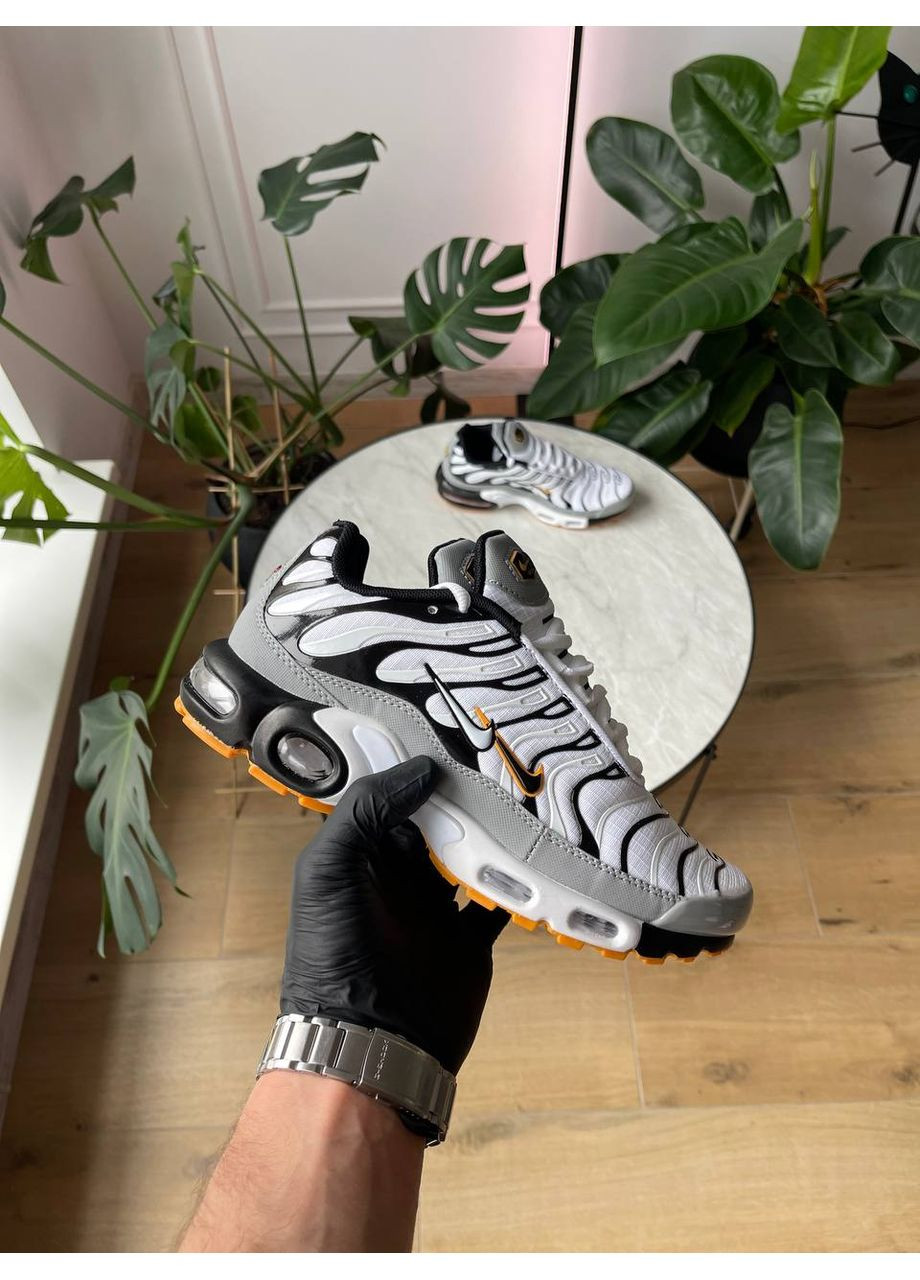 Сірі Осінні кросівки чоловічі nike air max tn plus grey white black | найк аір макс тн плюс сірі білі чорні No Brand
