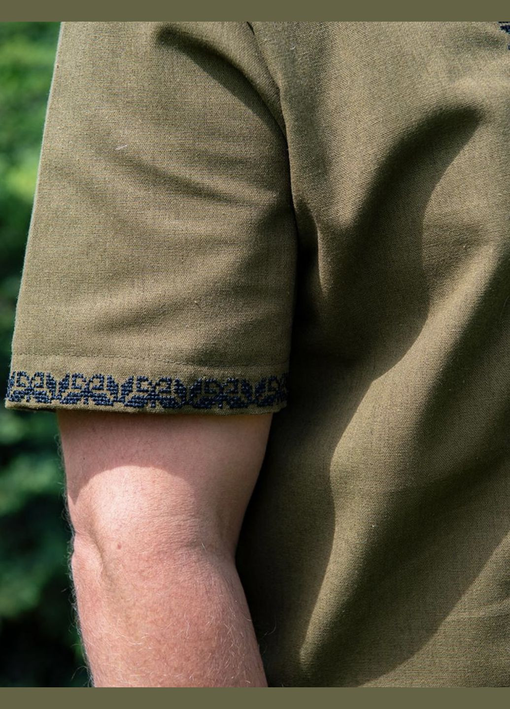 мужская вышиванка воздушный защитник короткий рукав V&V (300358772)