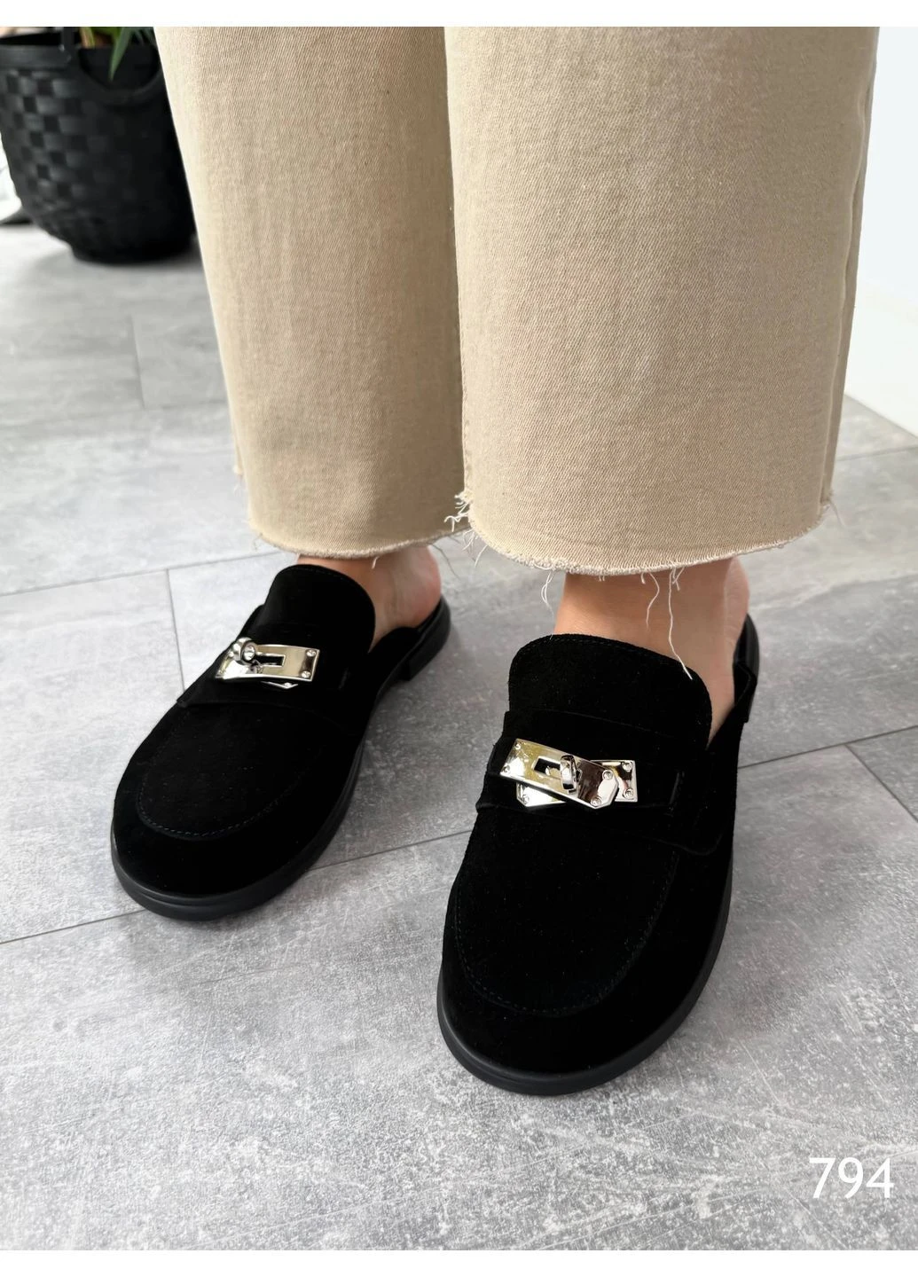 Черные замшевые мюли No Brand