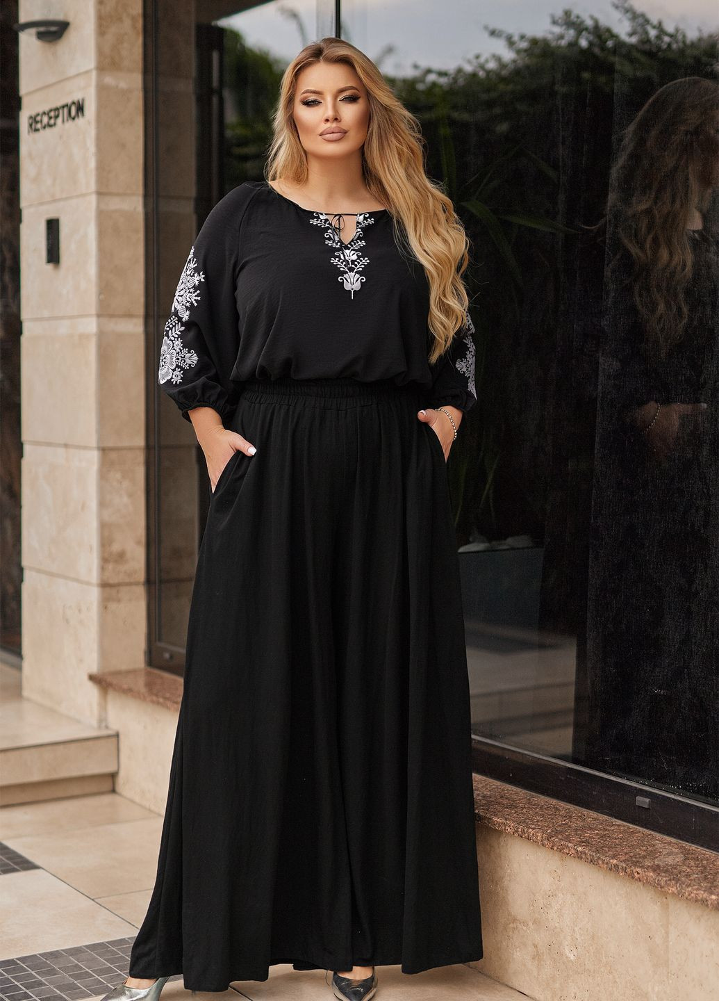 Чёрная женская вышиванка узор однотонный свободная, прямой креп (322966007)