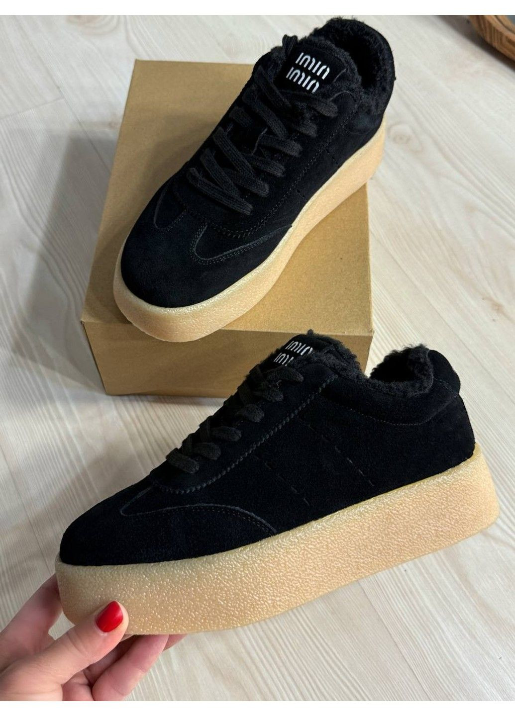 Черные кеды женские 633-1 утепленные замшевые на меху черные Hengji