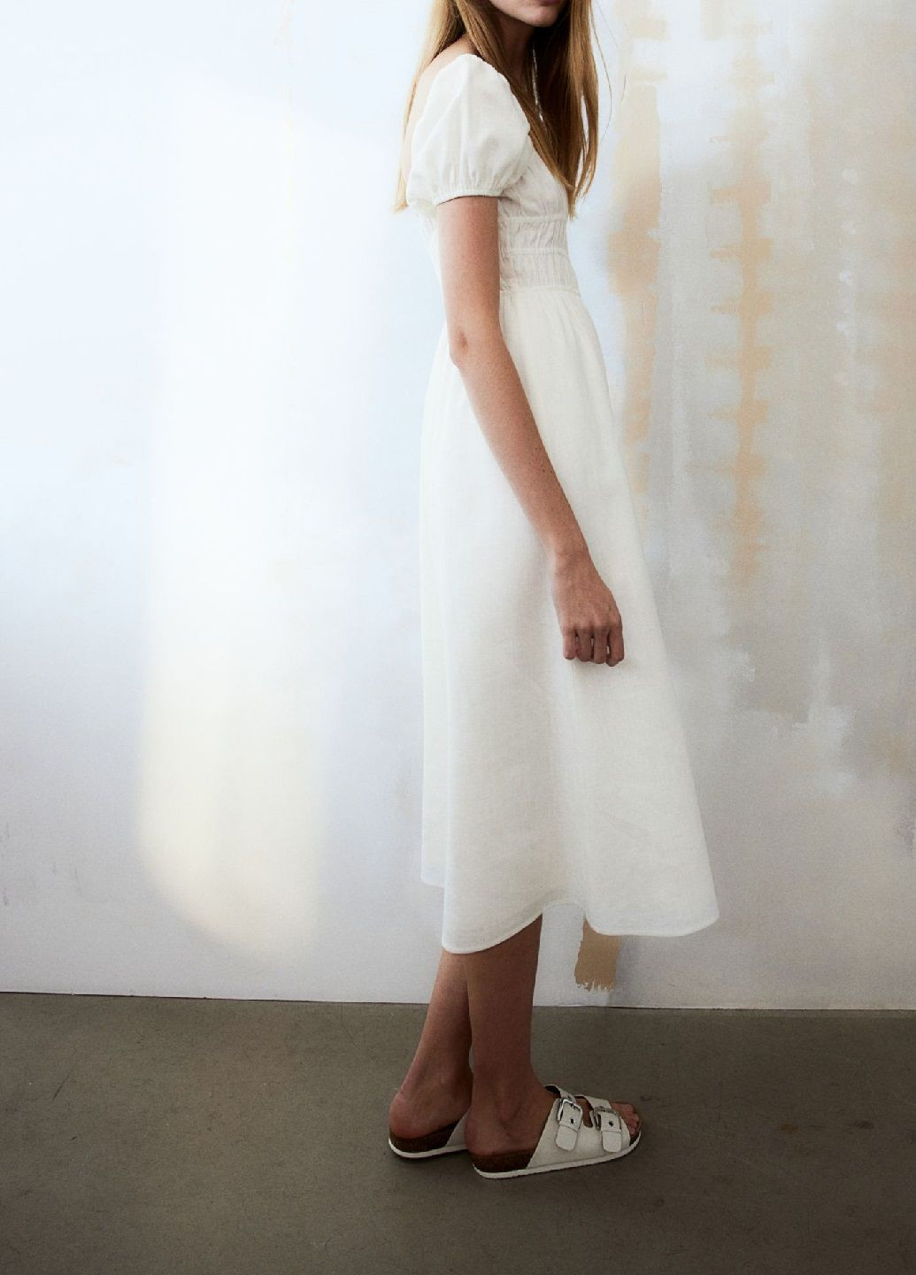 Молочное кэжуал платье H&M однотонное