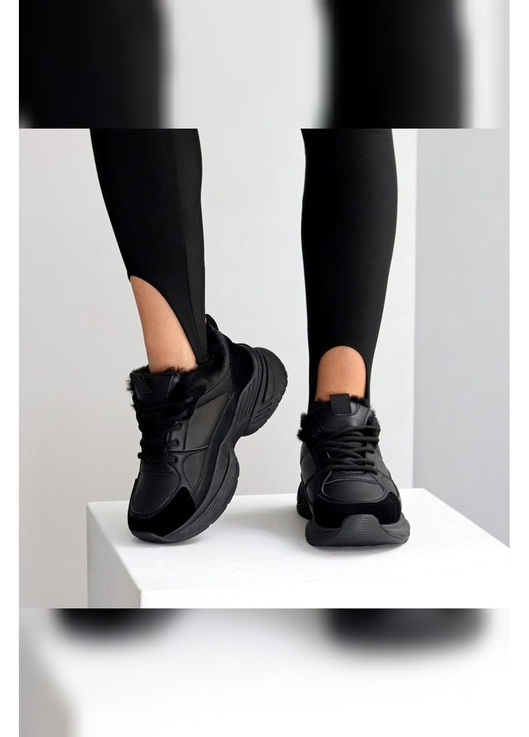 Женские зимние кроссовки чёрного цвета с мехом тёплые Viki кросівки чёрные зима (364117902)