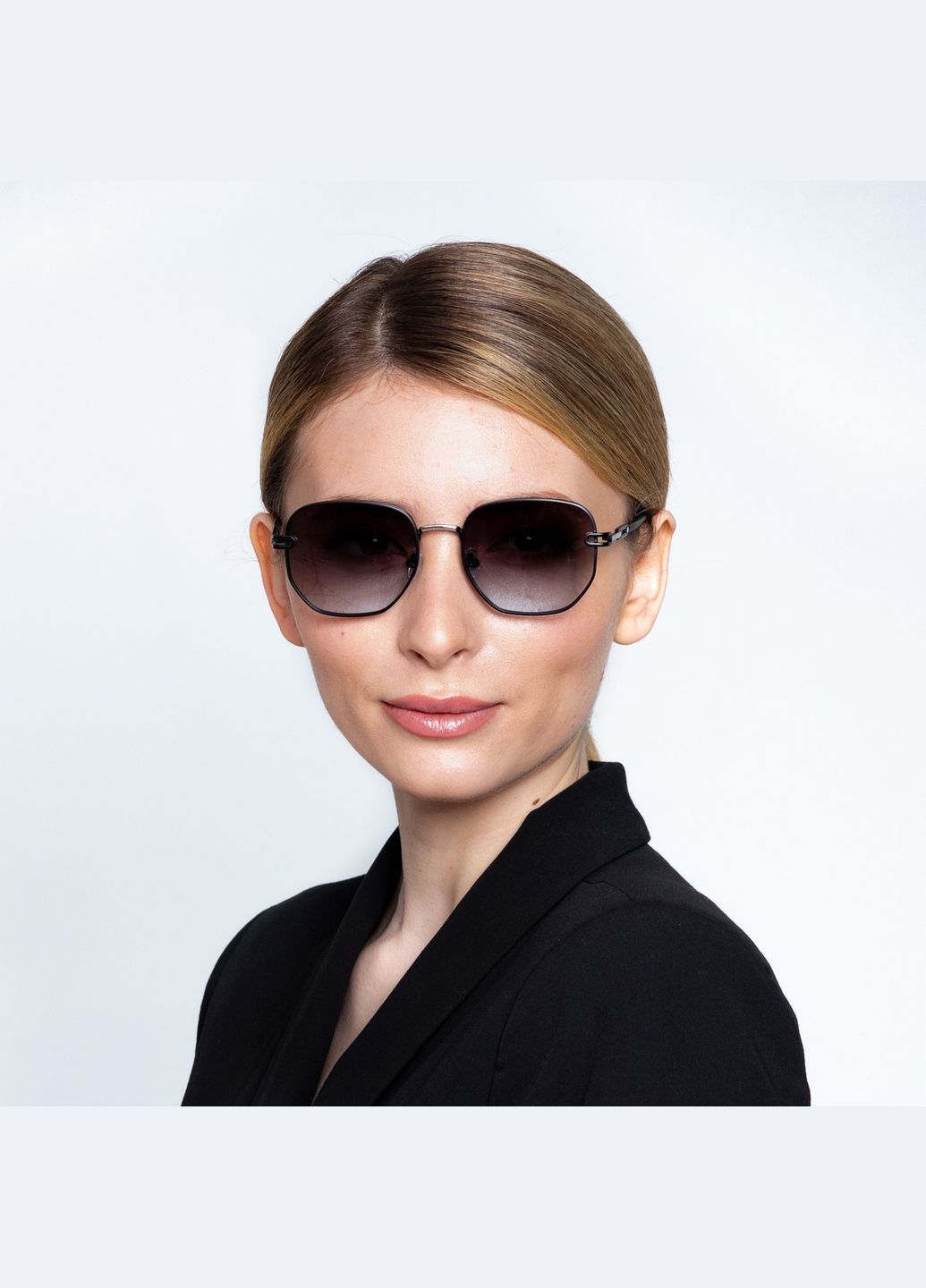 Сонцезахисні окуляри з поляризацією Фешн-класика жіночі LuckyLOOK 122-253 (291884035)