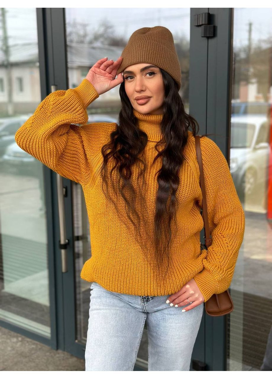 Горчичный демисезонный женский свитер с горловиной джемпер No Brand