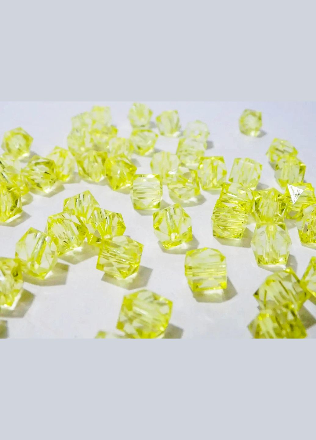 Намистини Куби з огранкою квадратні Жовті Акрил 8 мм х 8 мм Finding (316248160)