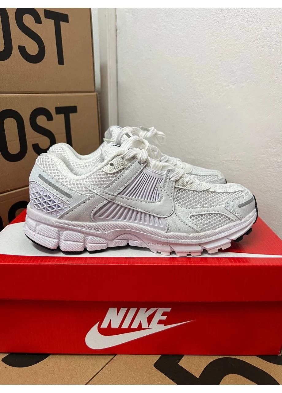 КРОСІВКИ ЖІНОЧІ NIKE VOMERO 5 WHITE НАЙК ВОМЕРО 5 БІЛІ No Brand білі демісезони (391943175)