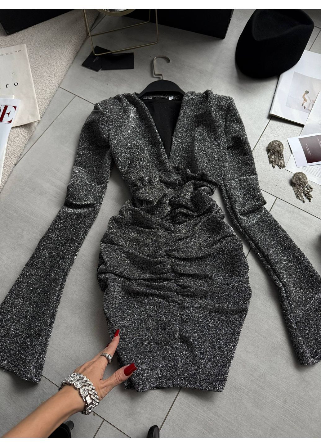 Черное праздничный, повседневный, вечернее, кэжуал женское платье силуэтная No Brand однотонное