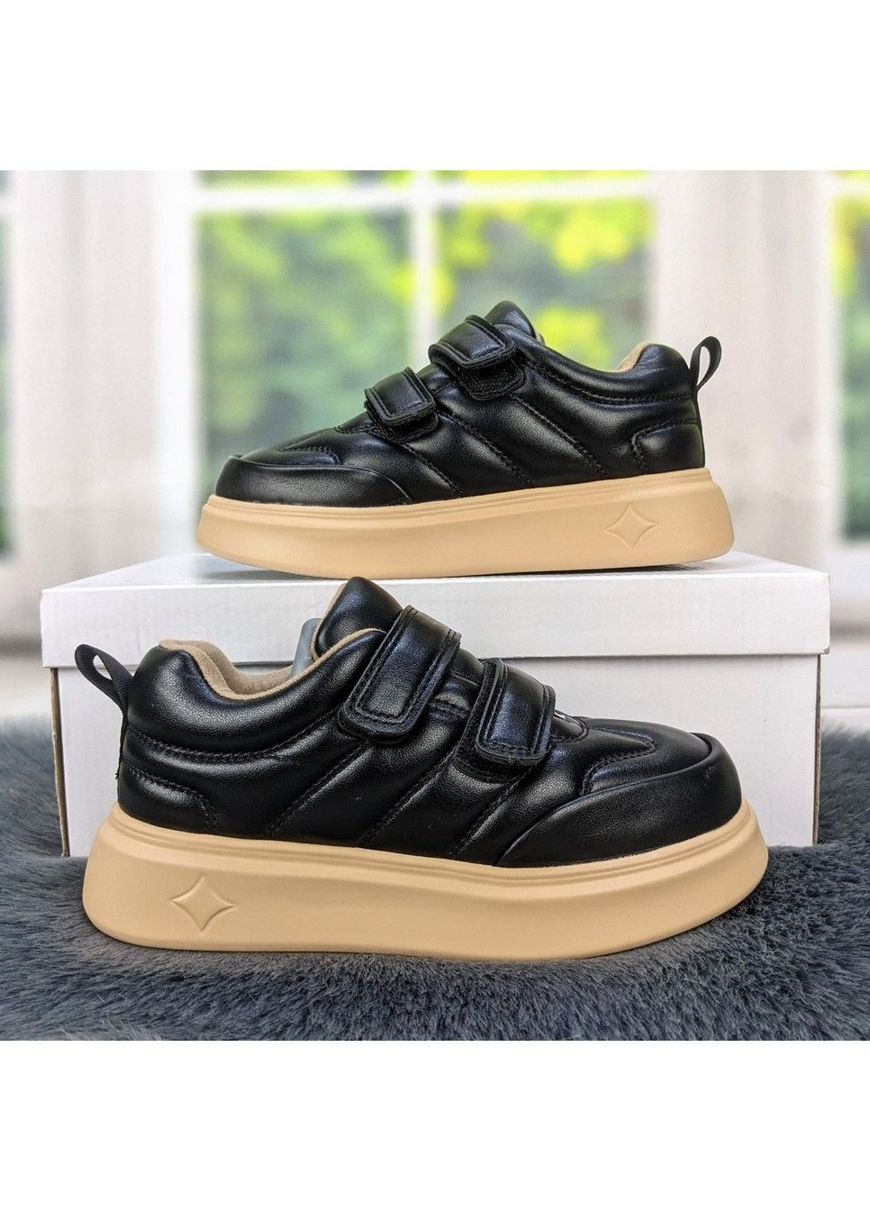 Чорні осінні кросівки дитячі для дівчинки на липучках Jong Golf